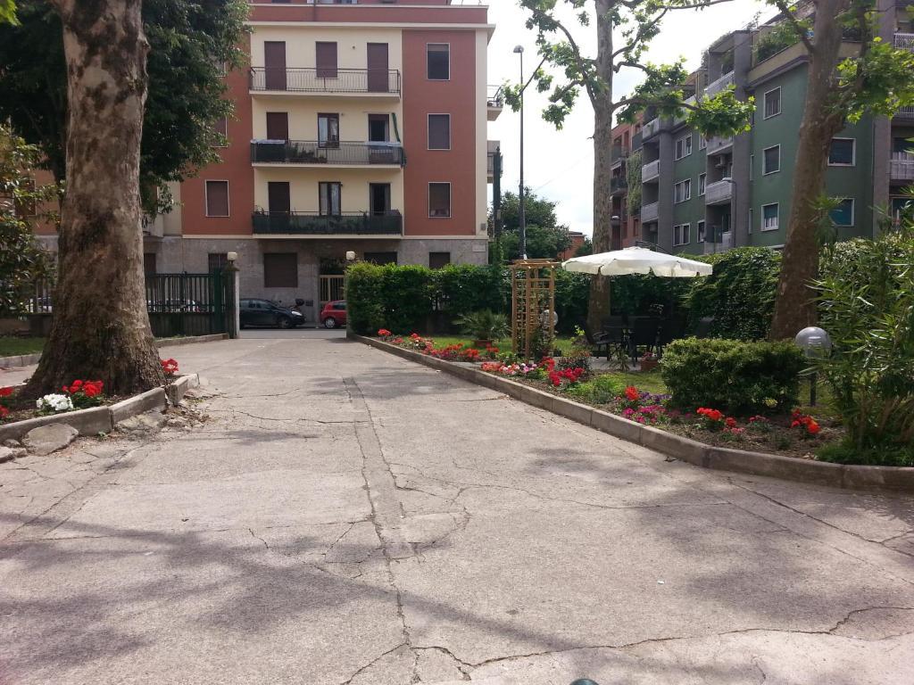 Hotel Garden Milano Eksteriør bilde