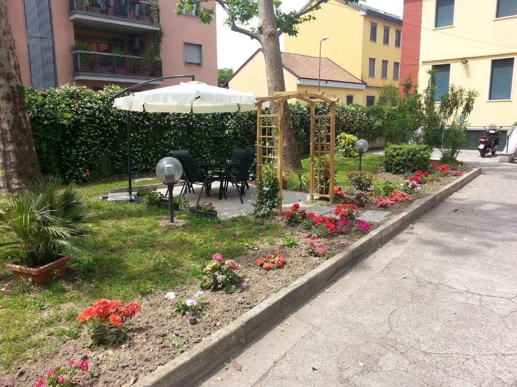 Hotel Garden Milano Eksteriør bilde