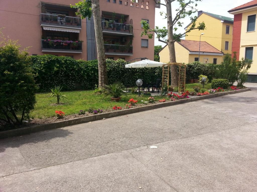 Hotel Garden Milano Eksteriør bilde